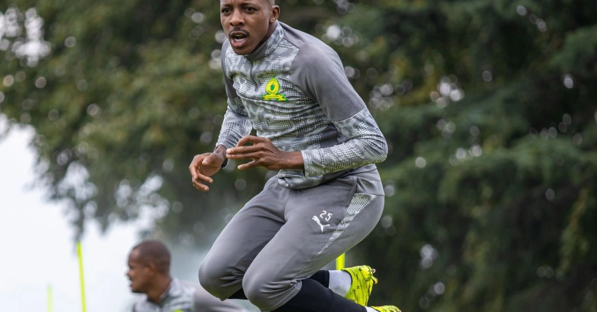Sundowns Defender Khuliso Mudau Responds to Orlando Pirates Links