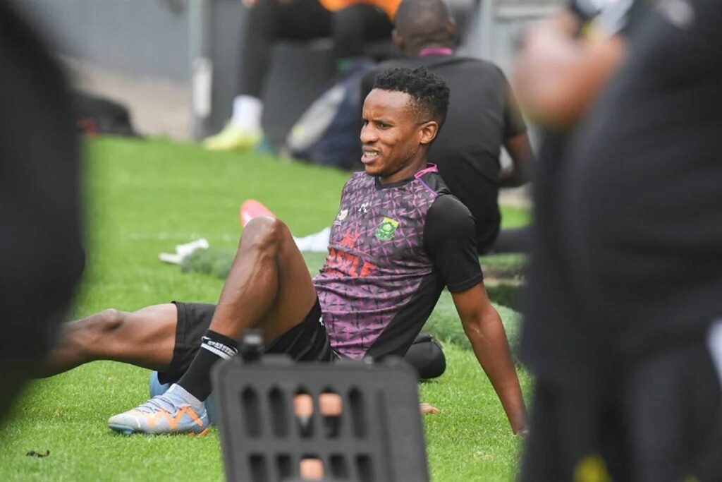 Hugo Broos Explains Themba Zwane 